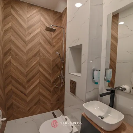терра роза Otel Karlovo