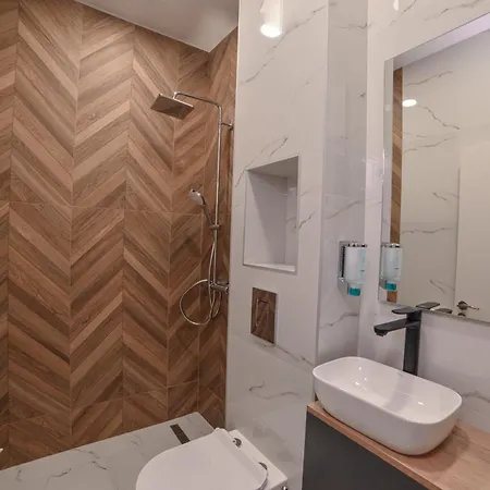 терра роза Karlovo