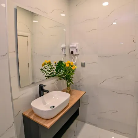 терра роза Otel Karlovo