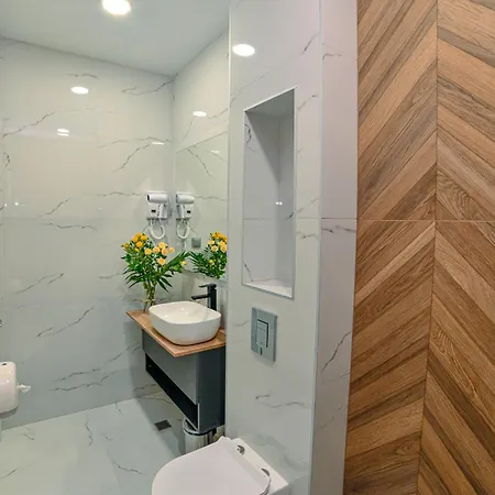 терра роза Otel Karlovo