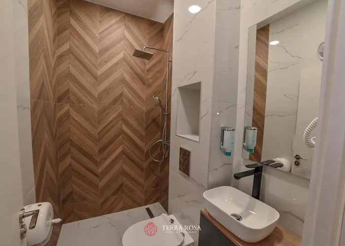 терра роза Otel Karlovo