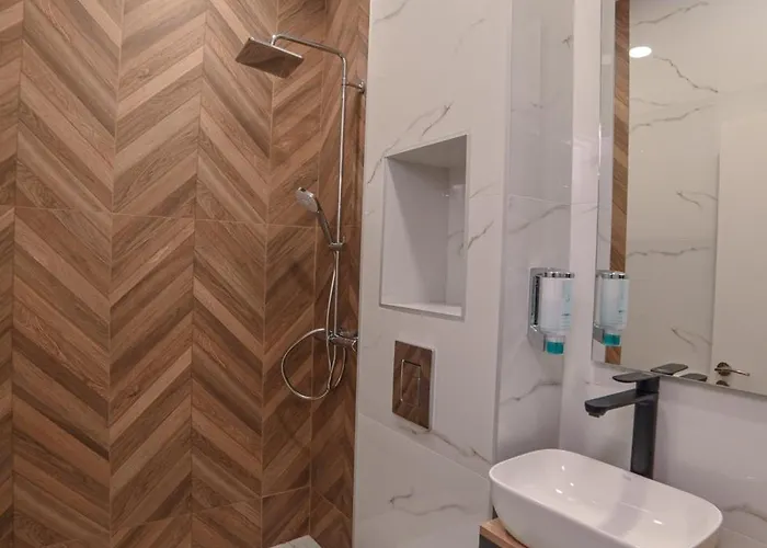 терра роза Karlovo